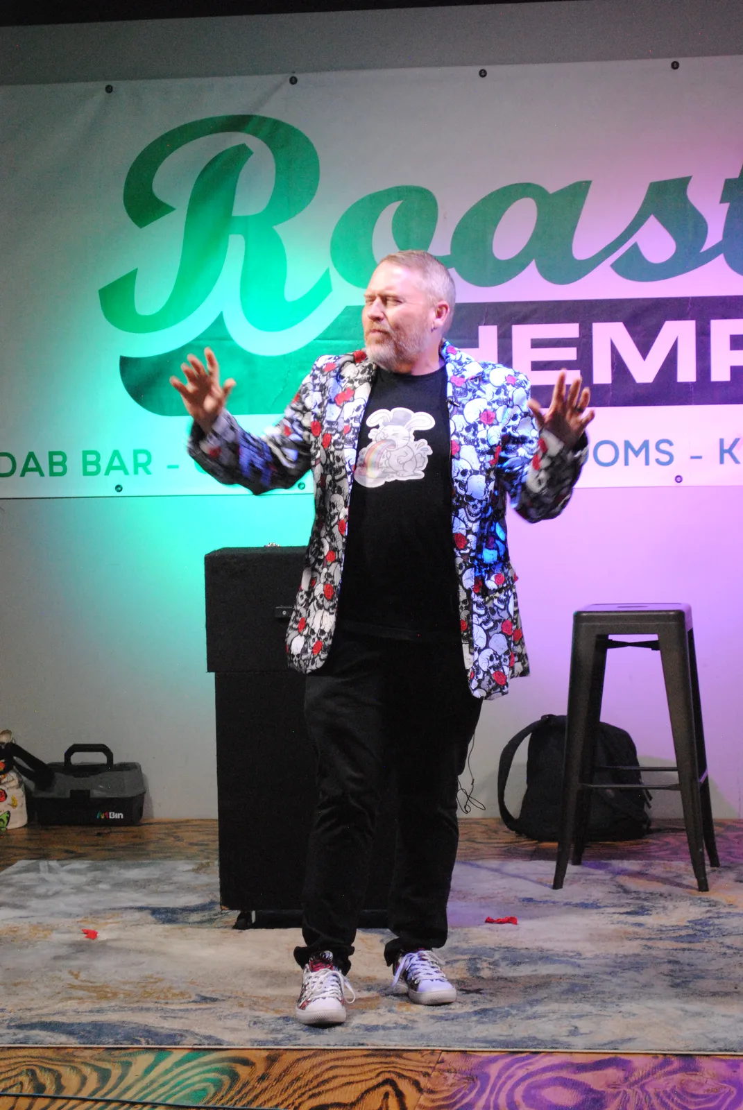 danny-whitson-comedy-magic-007