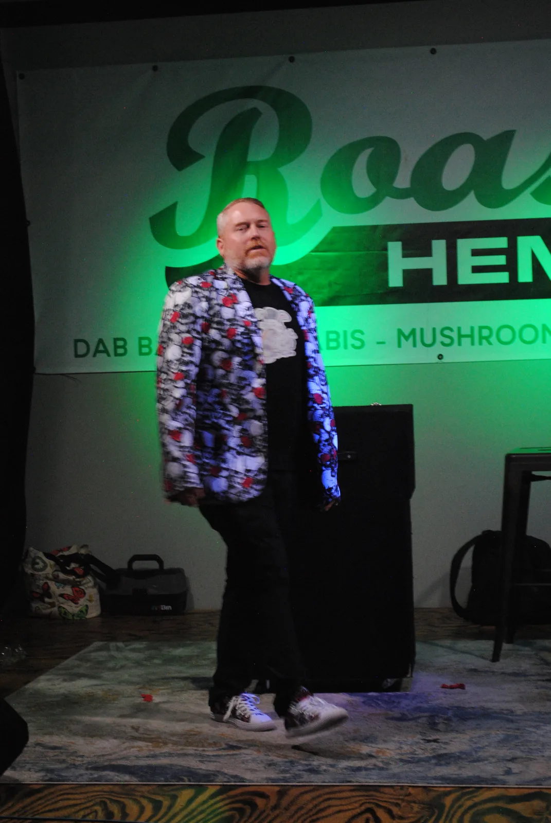 danny-whitson-comedy-magic-010