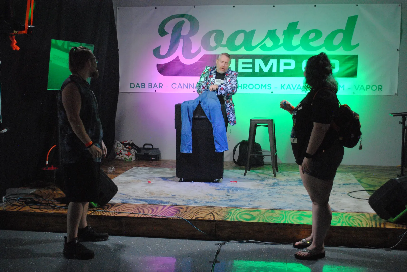 danny-whitson-comedy-magic-019