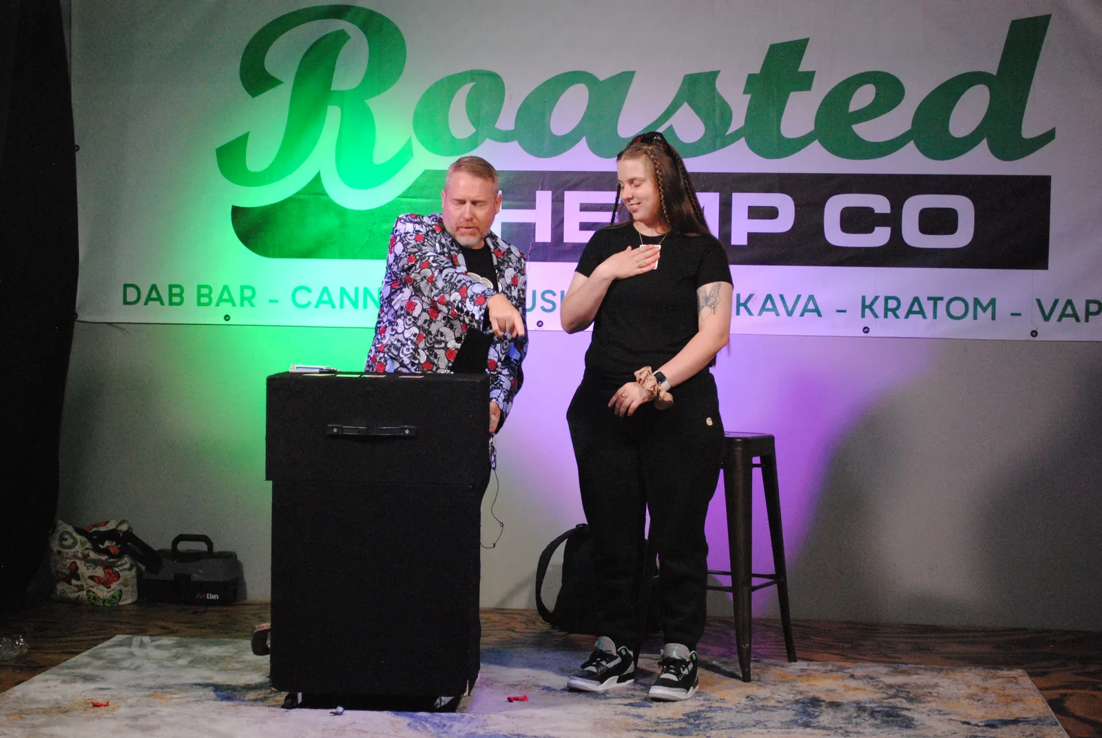 danny-whitson-comedy-magic-045