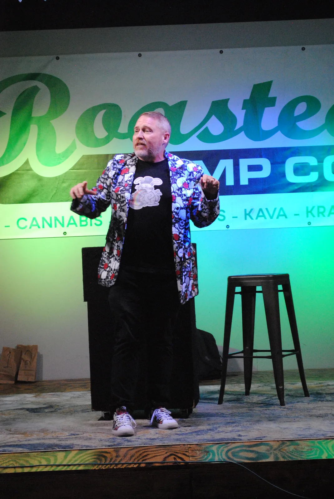 danny-whitson-comedy-magic-111
